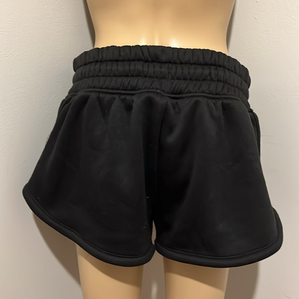 Shorts - Picture 2 of 2